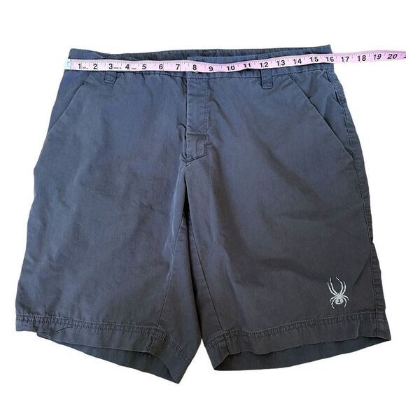 Spyder ~ Mens grey shorts ~ size Medium ~ side and back pockets - Picture 5 of 8